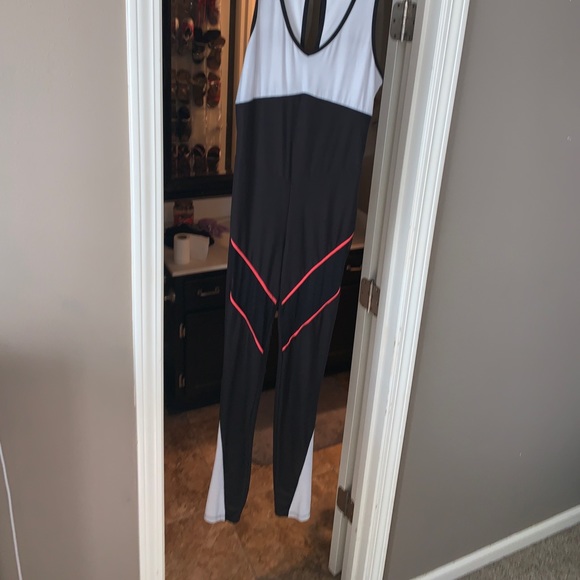 Fashion Nova Color block jumpsuit - Picture 3 of 5